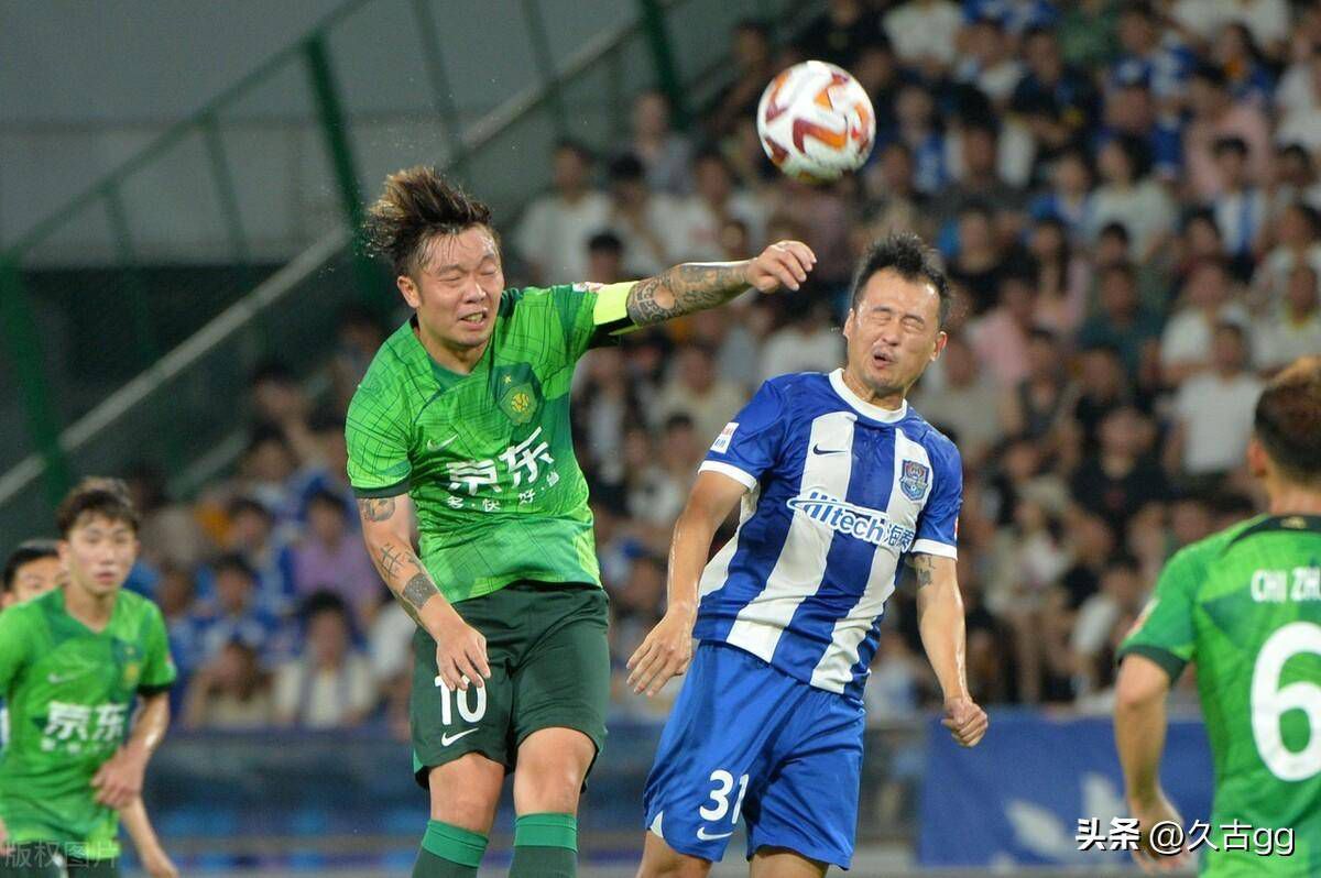 曼城4-0弗鲁米嫩塞首夺世俱杯北京时间12月23日凌晨2时，世俱杯决赛，曼城对阵弗鲁米嫩塞。